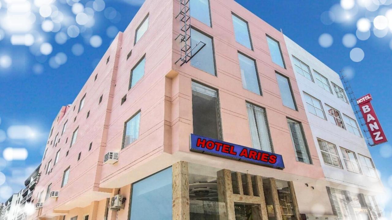 Hotel Aries ニューデリー エクステリア 写真